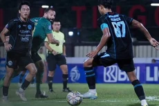 Hasil Liga 1 2022/2023:...
