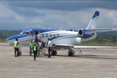 Cuaca Buruk, Jet Pribadi...