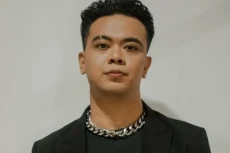 Reza Smash Minta-Minta...