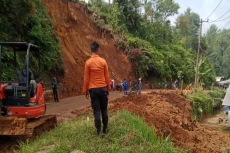 9 Kejadian Bencana di...