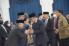 Gubernur Ridwan Kamil...