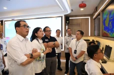 Pelni Angkut 511.705...