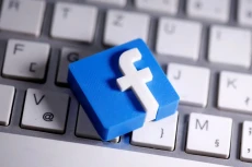 Cara Beralih Akun Facebook...