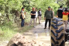 Jalan Desa di Muba Rusak...