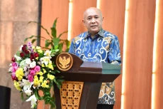 Menteri Teten Dorong...