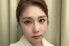 Penyanyi Korea Haesoo...
