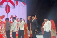 Anies Bandingkan Pembangunan...
