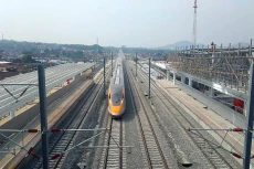 Kereta Cepat Jakarta...