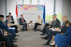 Bertemu Presiden Komisi...