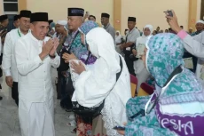359 Jemaah Haji Kloter...