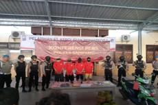 Polres Sampang Bekuk...
