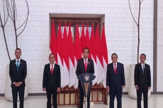 Jokowi Enggan Bicara...