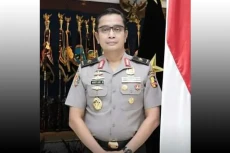 Sakit, Mantan Kabag...