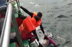 Terjatuh ke Laut, Nelayan...
