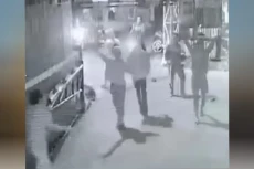 Serang Warga Jurangmangu...