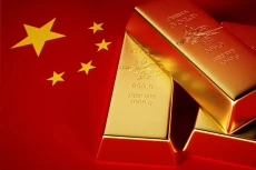 China Terus Menumpuk...