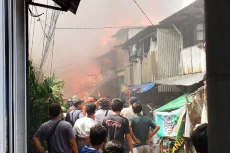 Tabung Gas Meledak,...