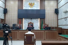 Ayah Bunuh Anak Kandung...