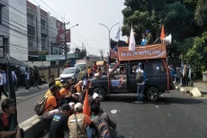 Buruh Tambang Demo,...