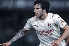 Sandro Tonali ke Newcastle,...