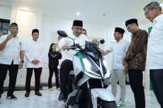 Ketum PBNU KH Yahya...