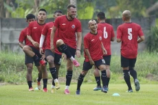 Riko Simanjuntak Tak...