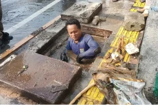 Sampah dari Gorong-Gorong...