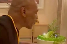 Momen Lucu Mike Tyson...
