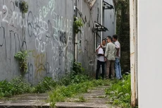Pelaku Masih Misterius,...
