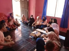 Berdayakan Ibu-ibu,...