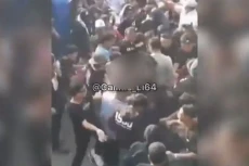 Kericuhan Laga Persik...