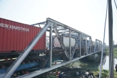 Proses Evakuasi KA Brantas...