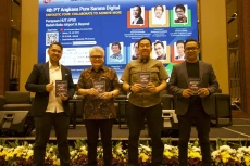 Peluncuran Buku Airport...