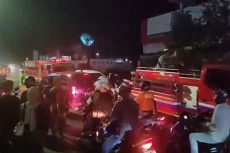 Kebakaran di Lantai...