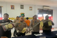 Dua Pembacok Montir...