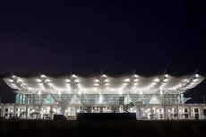 Nasib Bandara Husein...