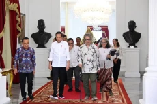 Jelaskan Tarian Nusantara...