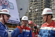 Gaji Ahok Disebut Tembus...