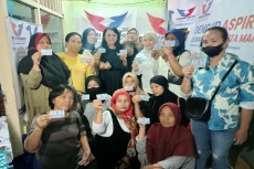 Partai Perindo Gelar...