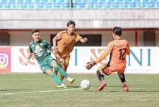 Hasil Liga 1: Persebaya...