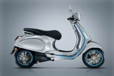 Motor Listrik Vespa...