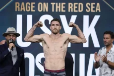 Callum Smith Didukung...
