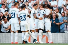 Tottenham Bombardir...