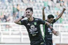 Persebaya Putus Rekor...