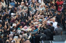 Masyarakat Berharap...