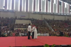 Pelukan Hangat dan Air...