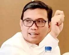 Politik Santuy atau...
