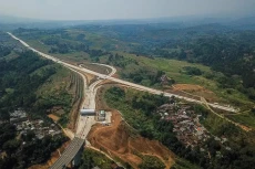 Proyek Tol Bocimi Seksi...