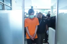 Suami Bunuh Istri di...