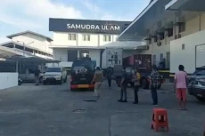 Puluhan Karyawan Pabrik...